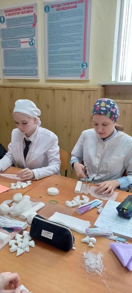 ❗В ЕТЖТ-филиал РГУПС у студентов сестринского дела СД-21 под руководством преподавателей высшей кате