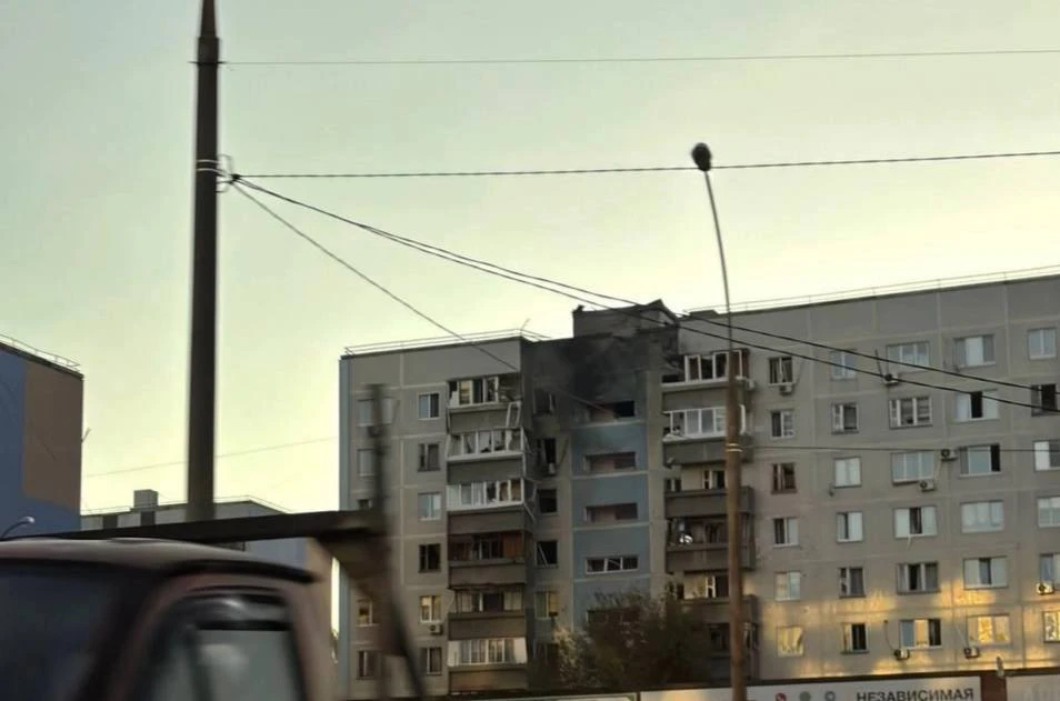 ❗️Украинский БПЛА влетел в жилой дом в Тольятти