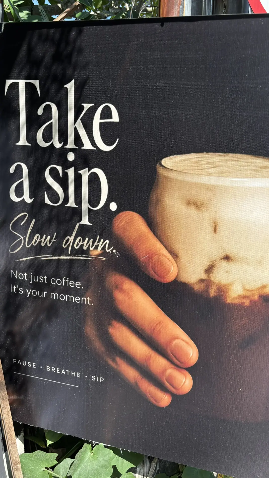 Не часто встречаю слово “sip” в жизни, хотя с начинающими проходим его, когда учимся читать. 
Исполь
