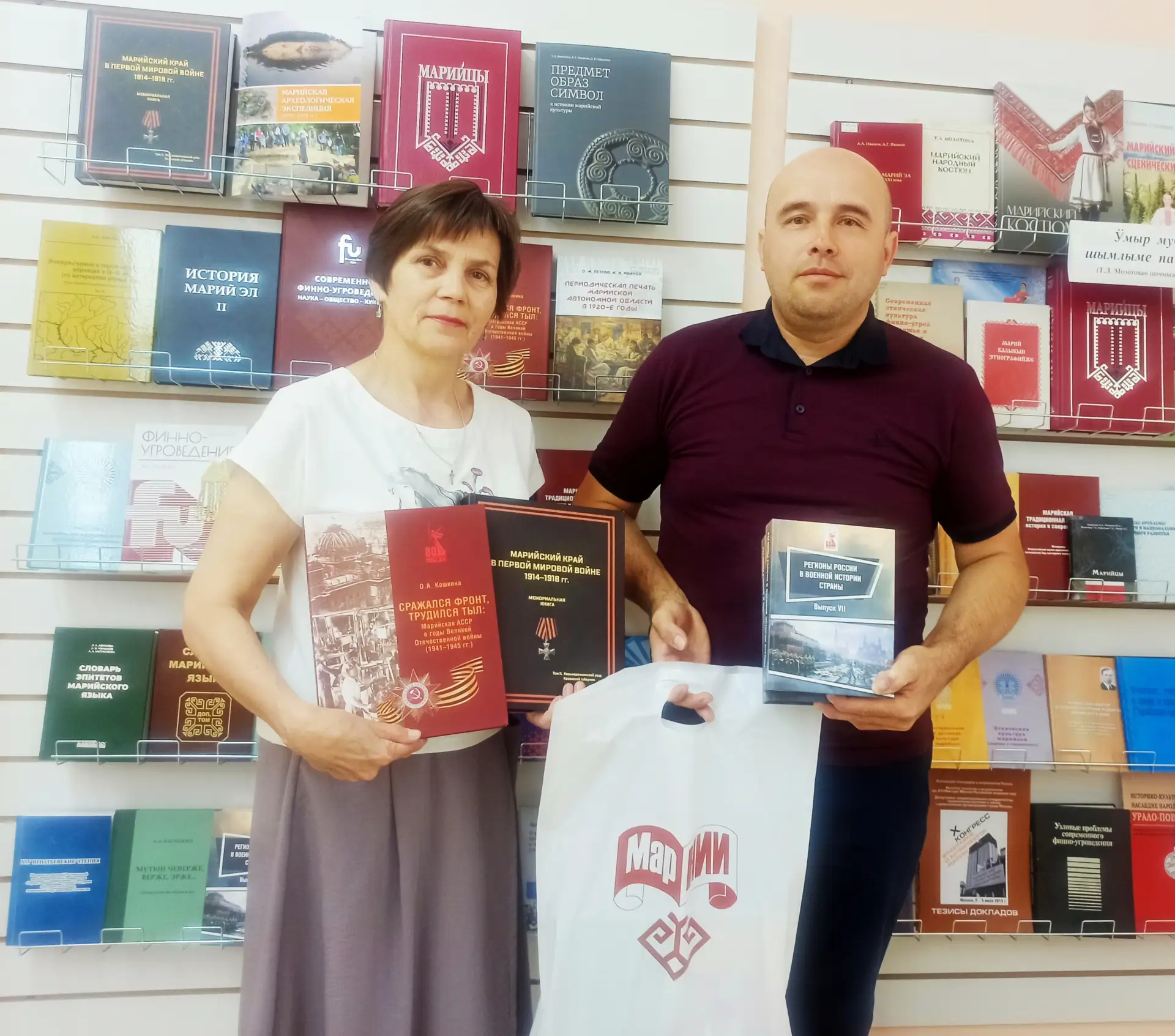В рамках сотрудничества и поддержки культурно-исторических и общественных инициатив в научной библио