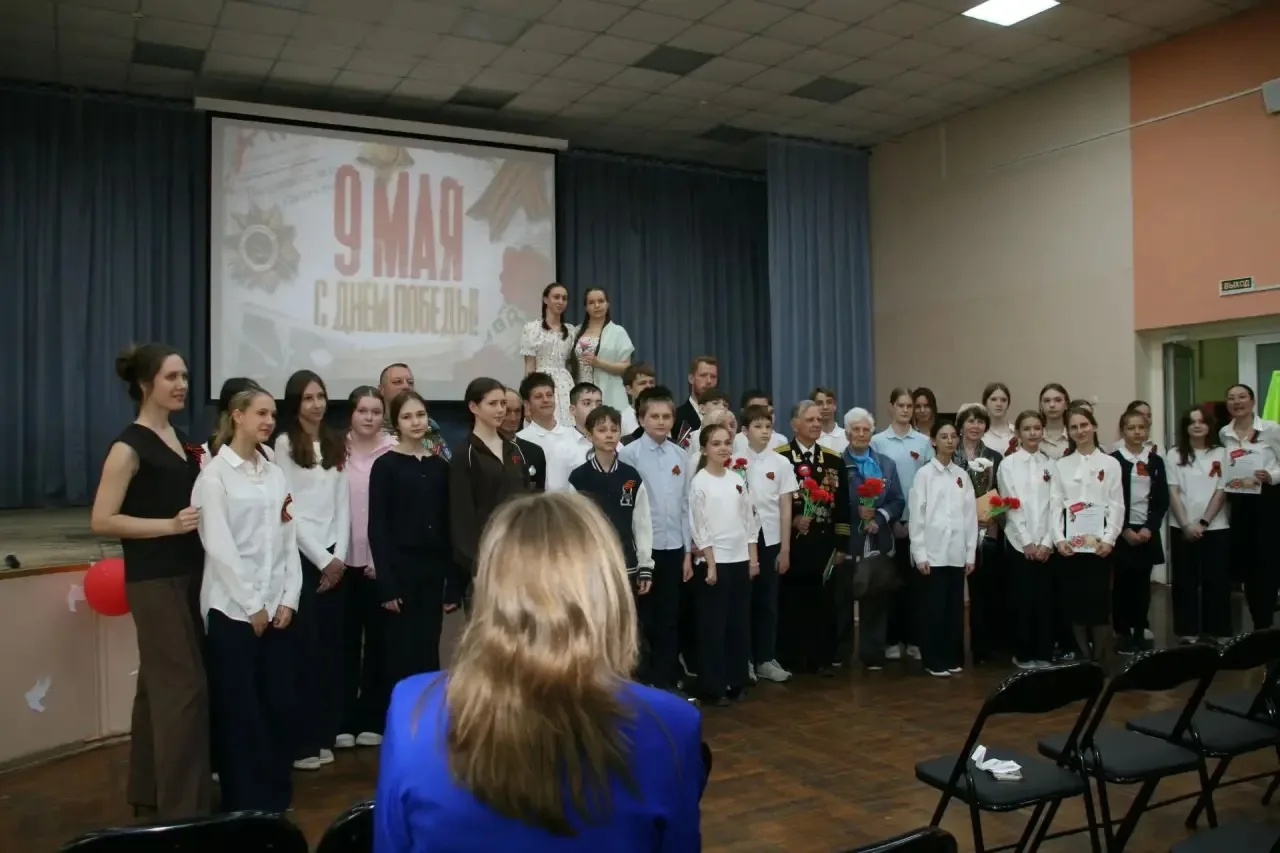 В Гимназии 2 по инициативе советников директора по воспитанию Козлова А.В и Николенко Д.А сегодня пр