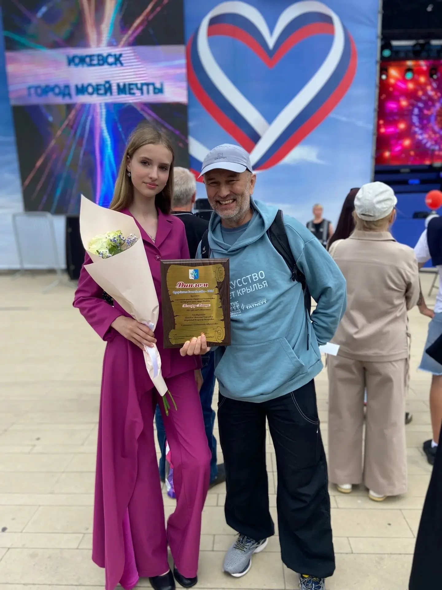 Двойная победа театра «Птица» на церемонии вручения грантов 🏆

12 июня на Центральной площади уже в