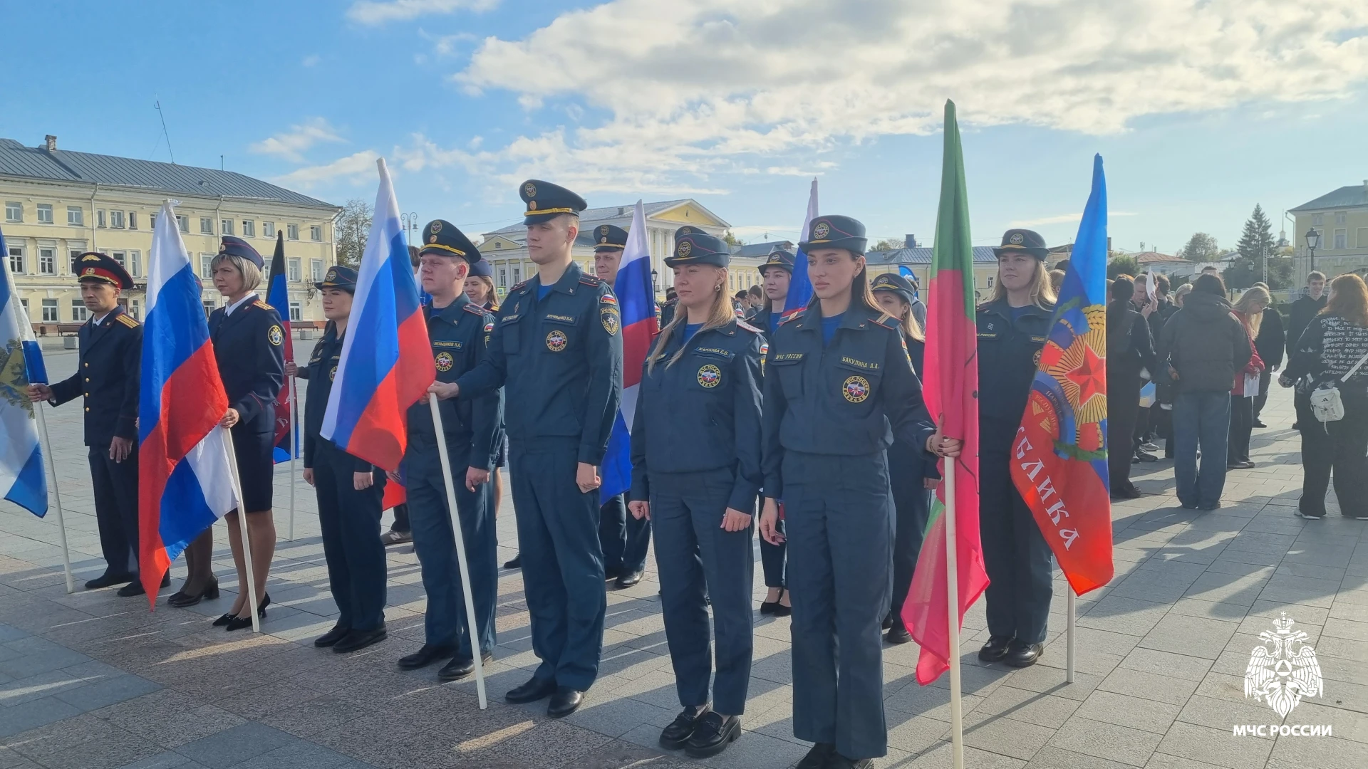 🇷🇺Представители Молодежного совета Главного управления стали участниками флешмоба в ч...