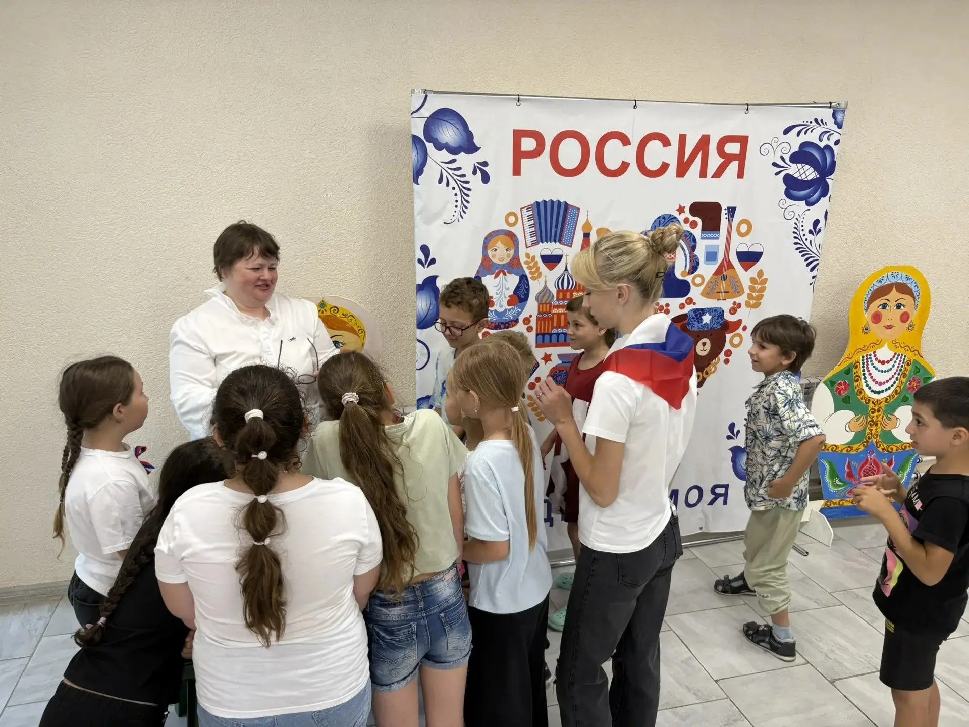11 июня в преддверии Дня России, состоялась увлекательная интеллектуальная игра «Люблю тебя, моя Рос