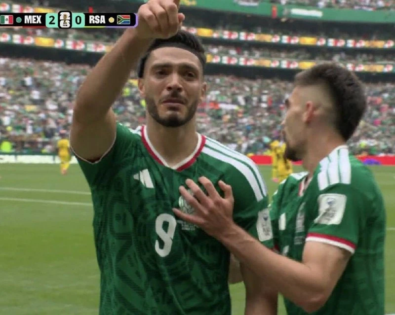 ГООООООЛ! Хименес 67'

🇲🇽 Мексика 2:0 ЮАР 🇿🇦