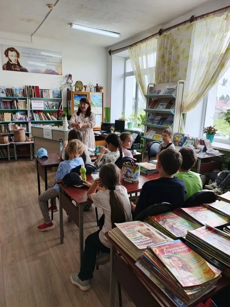 🖍️8 июня в нашем летнем пришкольном лагере "Радуга" прошёл особенный день, посвящённый великому рус