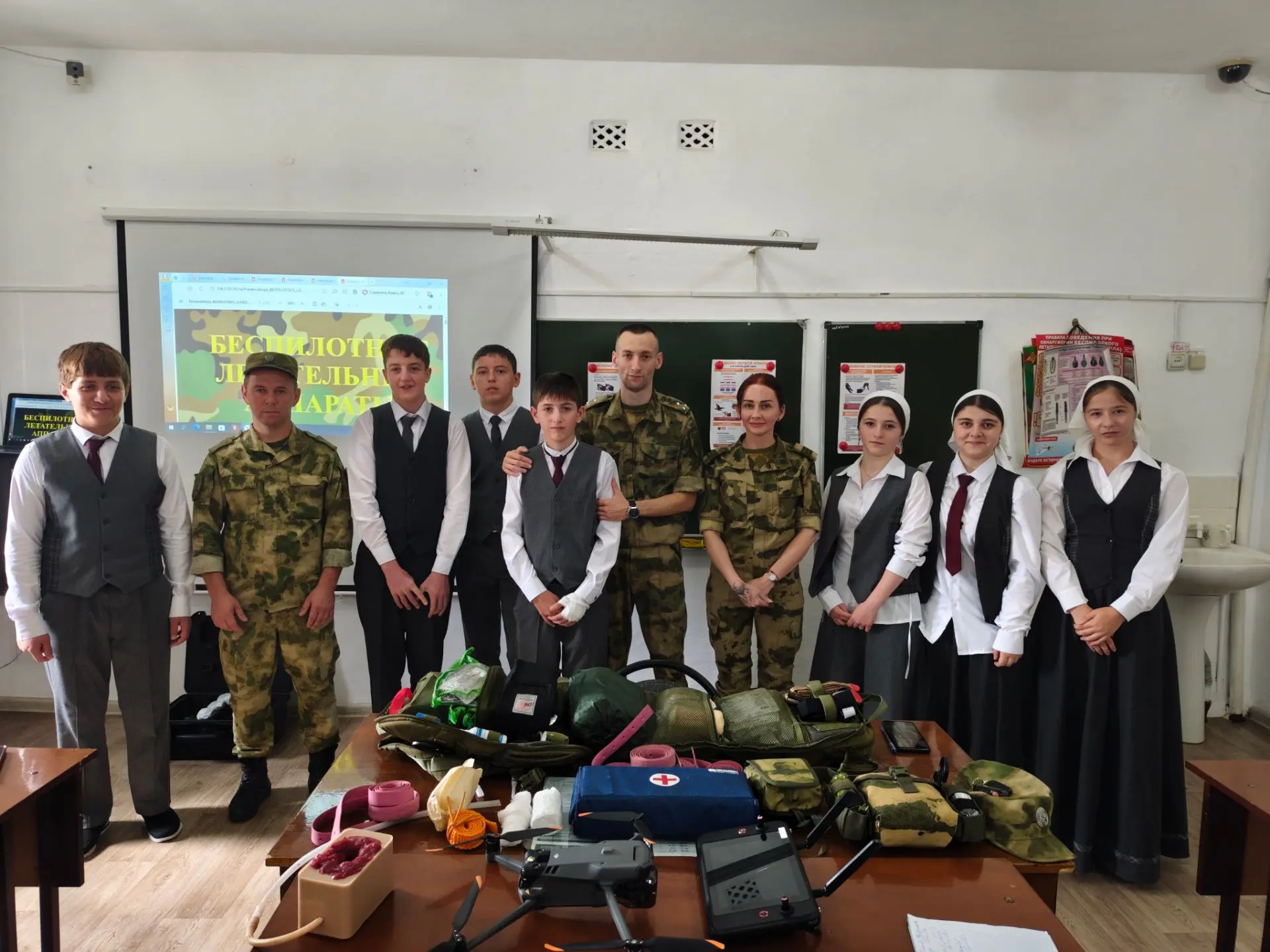 Урок мужества и безопасности: Росгвардия в гостях у девятиклассников