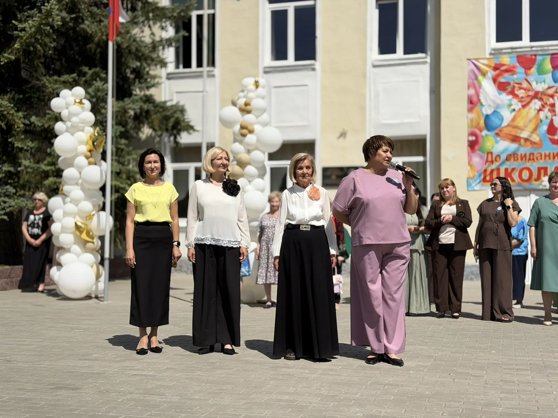 🎓 Последний звонок 2026 для выпускников 9-х классов 🎓  Сегодня в нашем Центре образования №35 особен
