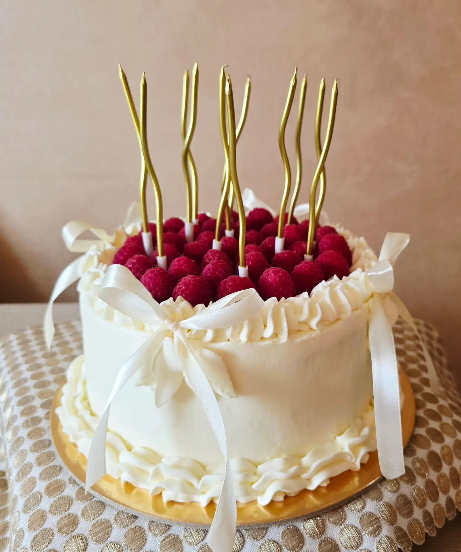 Тортик Малиновый пломбир для одной чудесной Девочки❤️ Будь счастлива, Красотка!🥰 И исп...