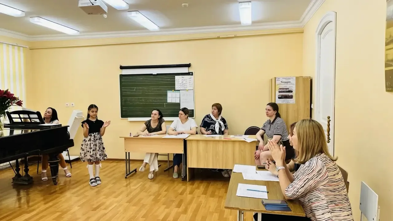У нас прошли вступительные прослушивания❗

По итогам индивидуального (конкурсного) отбора по дополни
