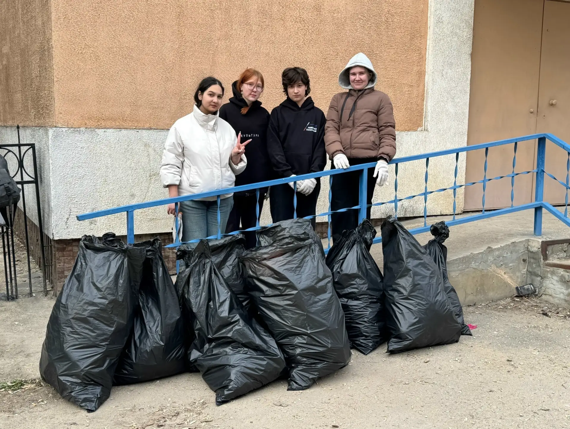 Союз десантников города Кинешмы обратился за помощью к волонтёрам Анжелики Гатаулиной в уборке переу