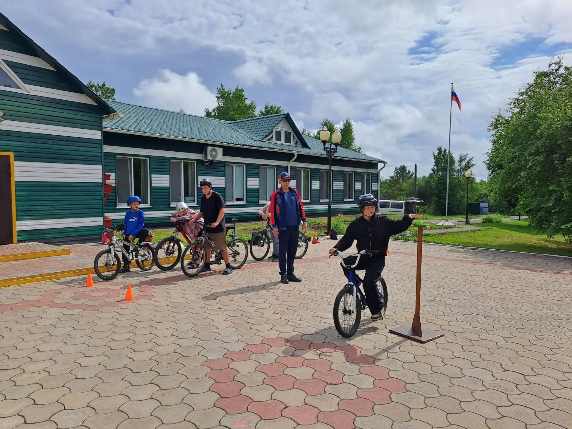 Лето в «Гайтерском» бьет ключом! 🚴‍♂️🔥

В гостях у летнего лагеря МБОУ СОШ Гайтерского сельского п