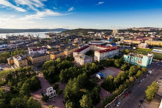 Для адаптации бизнеса к налоговым изменениям, вступившим в силу с 2026 года, приняты по...