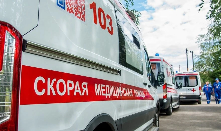 В Калининграде 38-летняя женщина выпала из окна многоэтажки.