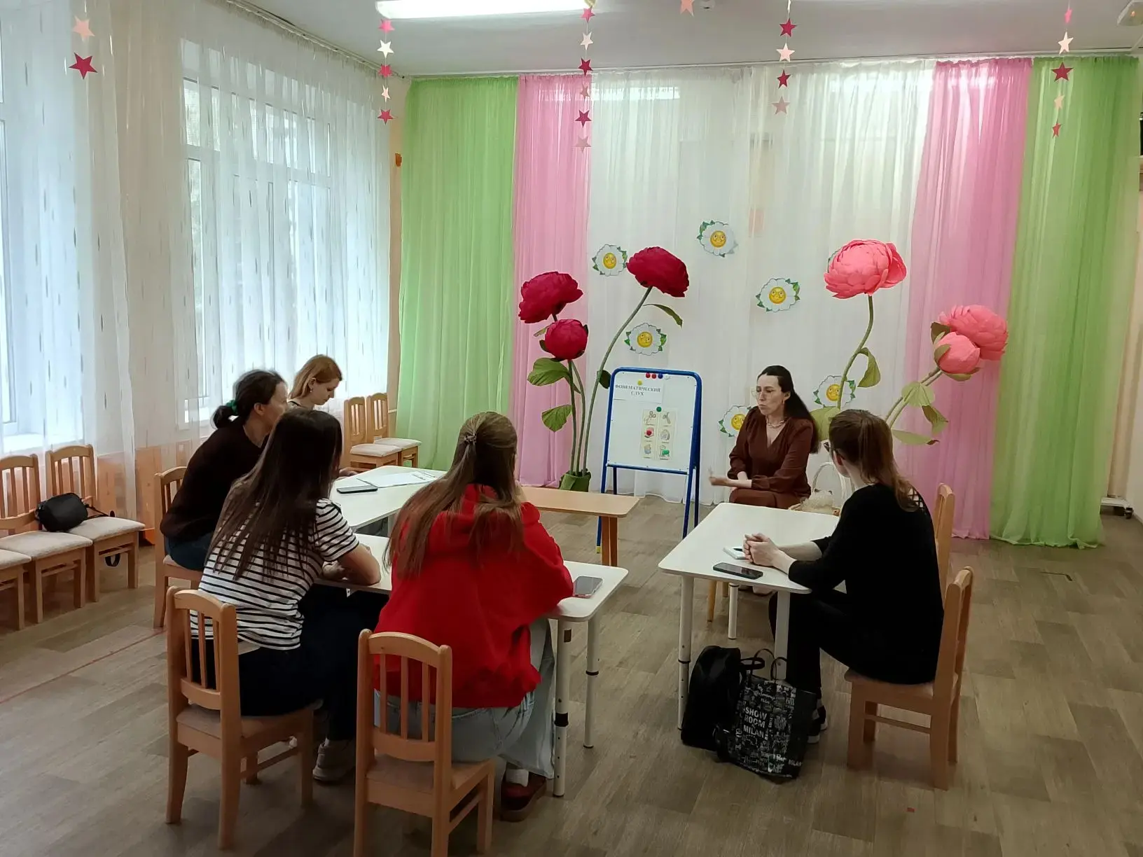 ✨Неделя открытых дверей✨

Сегодня в нашем детском саду прошло важное мероприятие - круглый стол для 