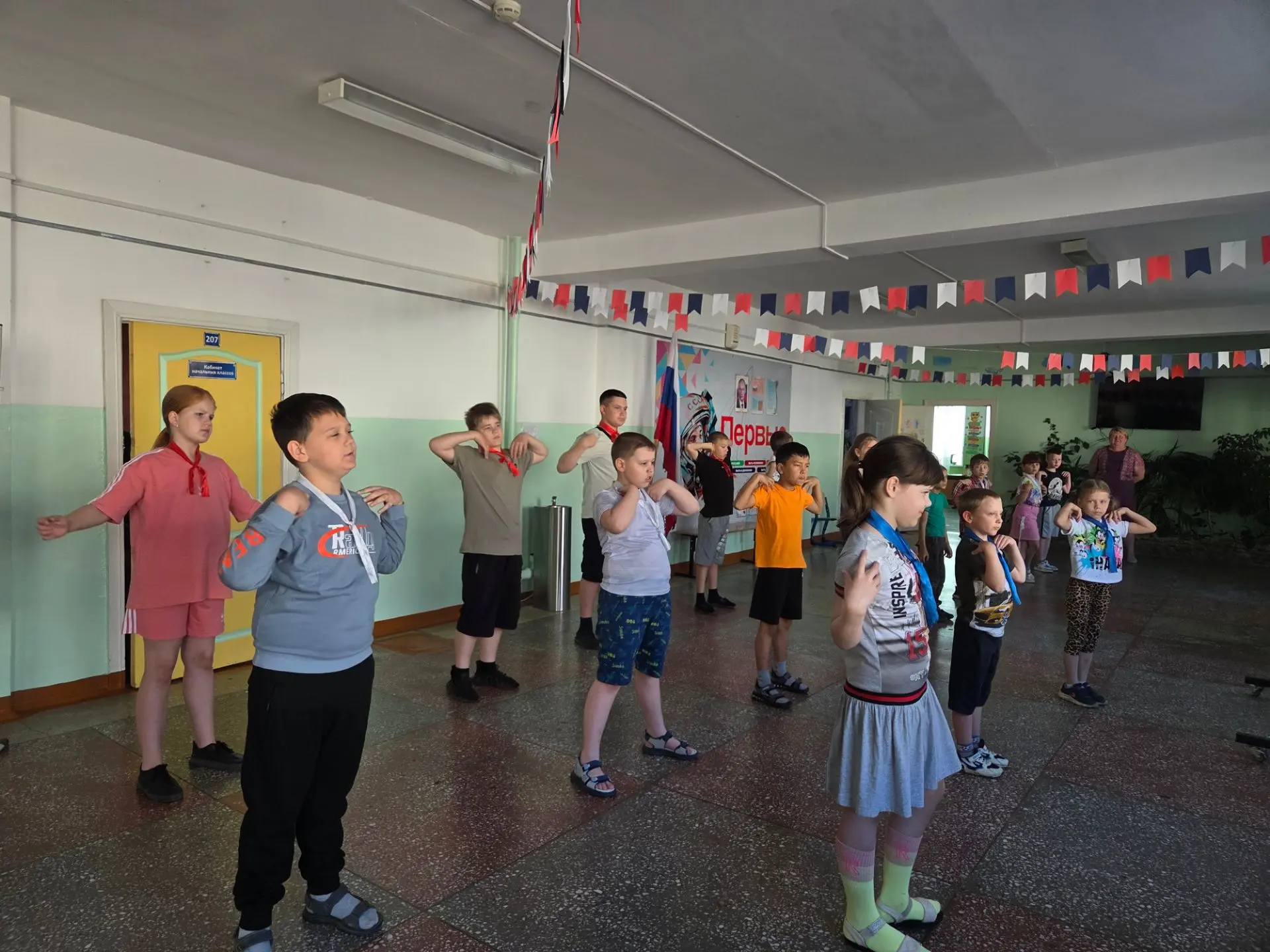 🎉 Новый день в лагере «Патриоты России»: эмоции, память и творчество! 🎉

Сегодняшний день в нашем 