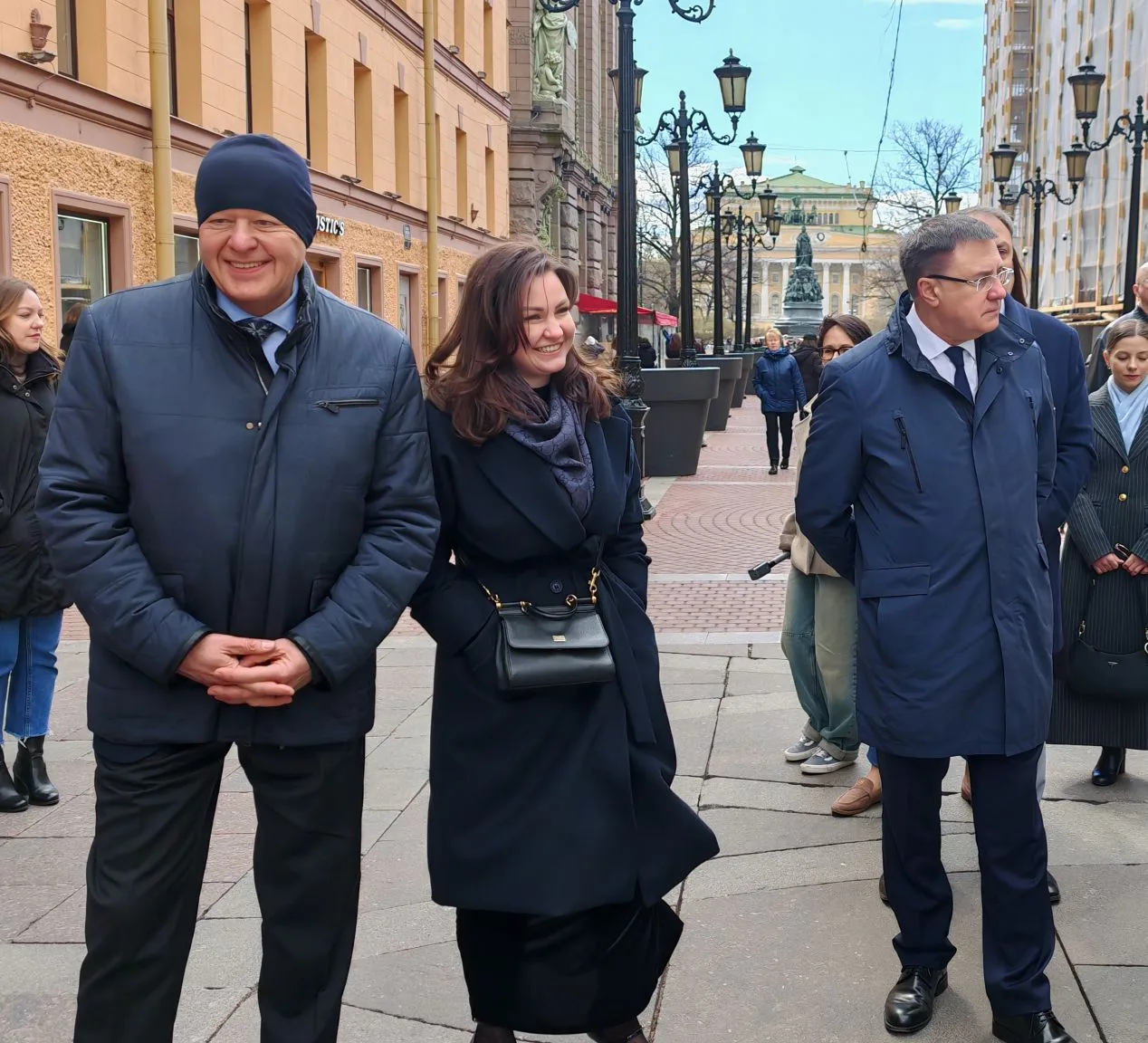 📸 Сегодня мы открыли фотовыставку #РакНеПриговор: взгляд врача, победившего болезнь