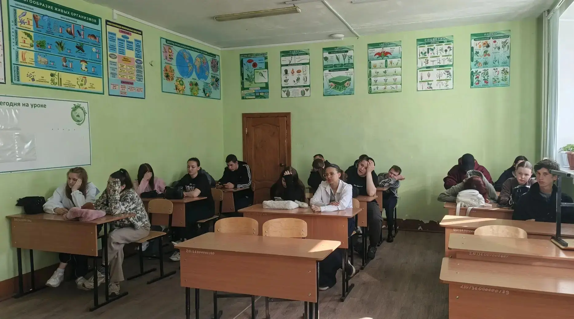 В нашем колледже прошли мероприятия в рамках месячника: "Уступи дорогу поездам". Целью данных меропр