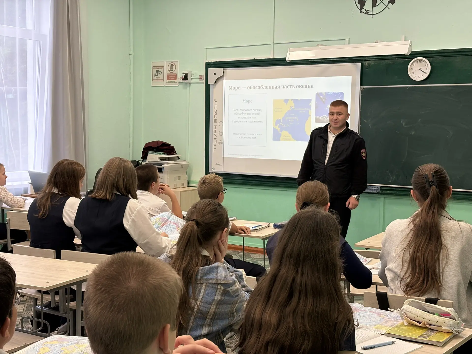 🗣️В нашей школе продолжается реализация комплексного плана противодействия идеологии т...