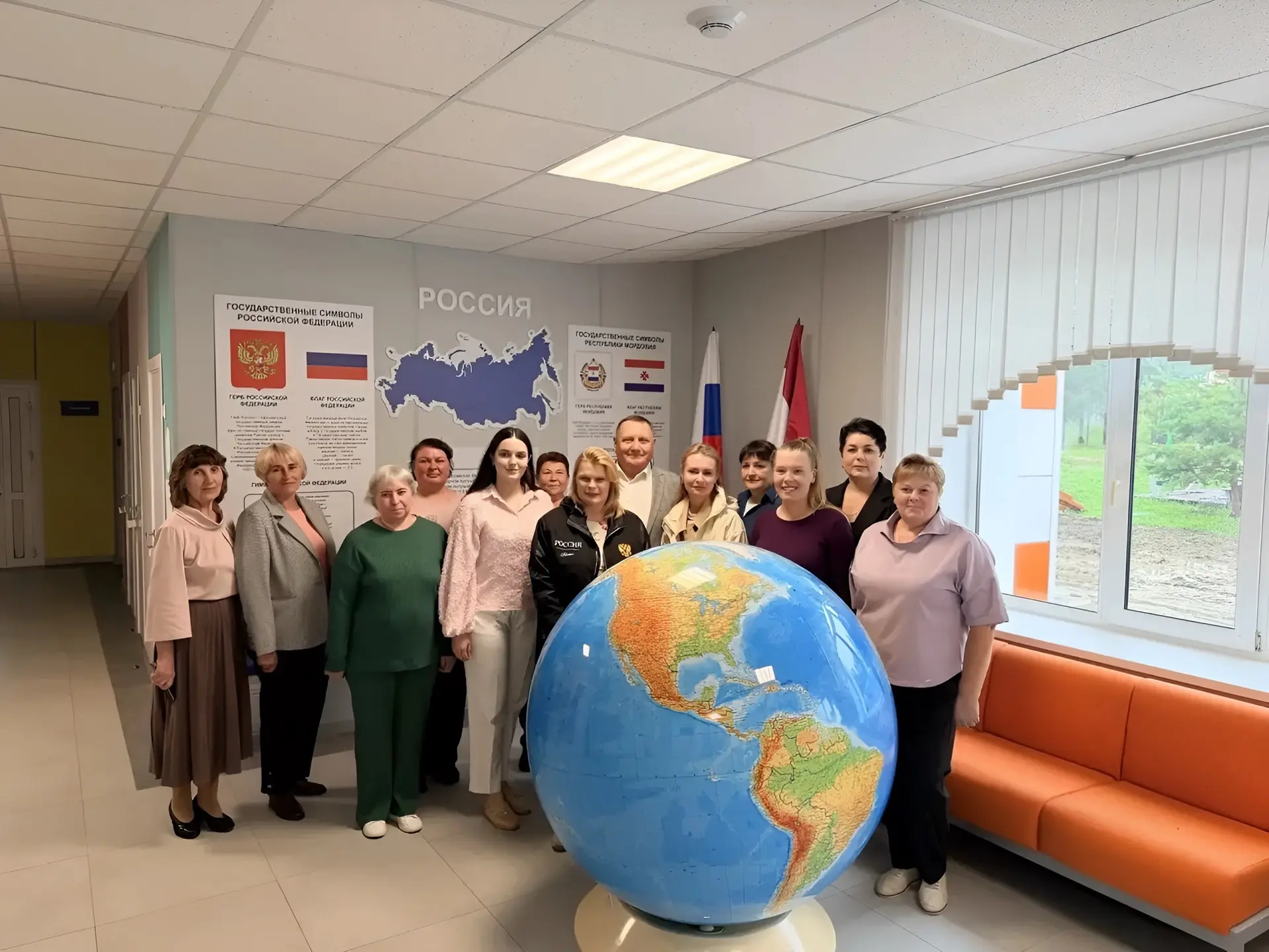 Там, где начинается путь в профессию 👩‍🏫📖

🎓Ректор МГПУ им. М.Е. Евсевьева Марина Антонова посет