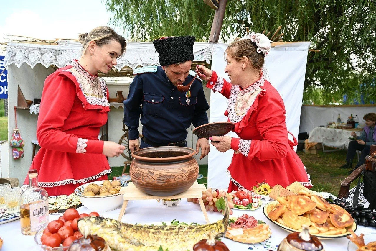 ТРОИЦА В ТРОИЦКЕ