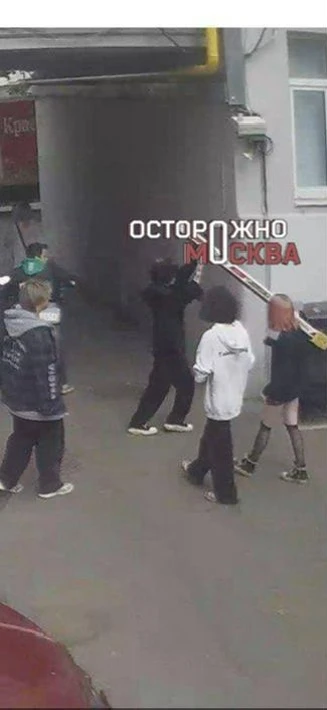 «Полицию вызываем по 5–6 раз за вечер»: жители дома на Китай-городе пожаловались на пос...