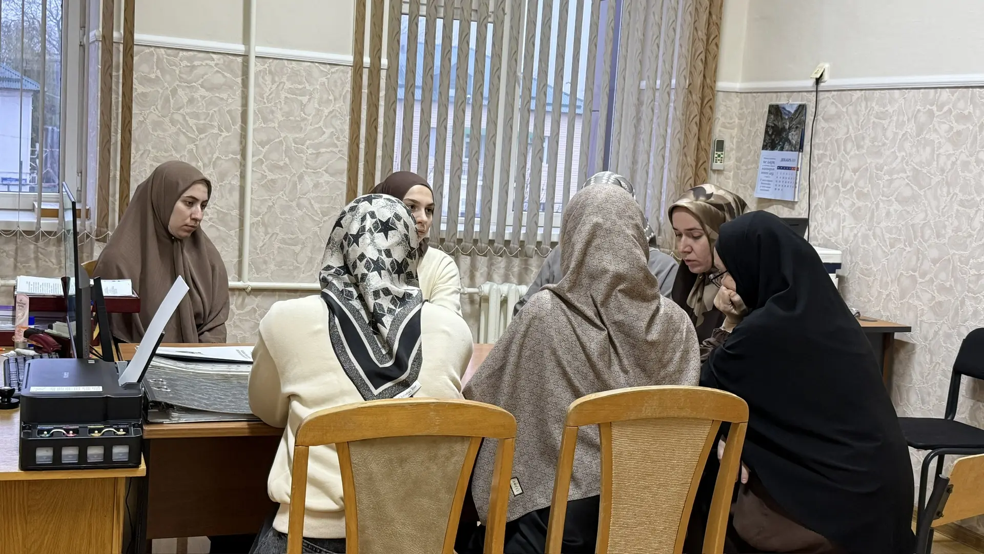 Во исполнение плана Департамента образования Мэрии г. Грозного прошло рабочее совещание директора с 