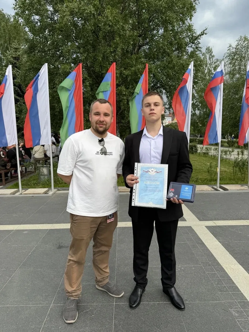 ⚡️Друзья, продолжаю делиться с вами героическими поступками наших детей ! Сегодня хочу ...
