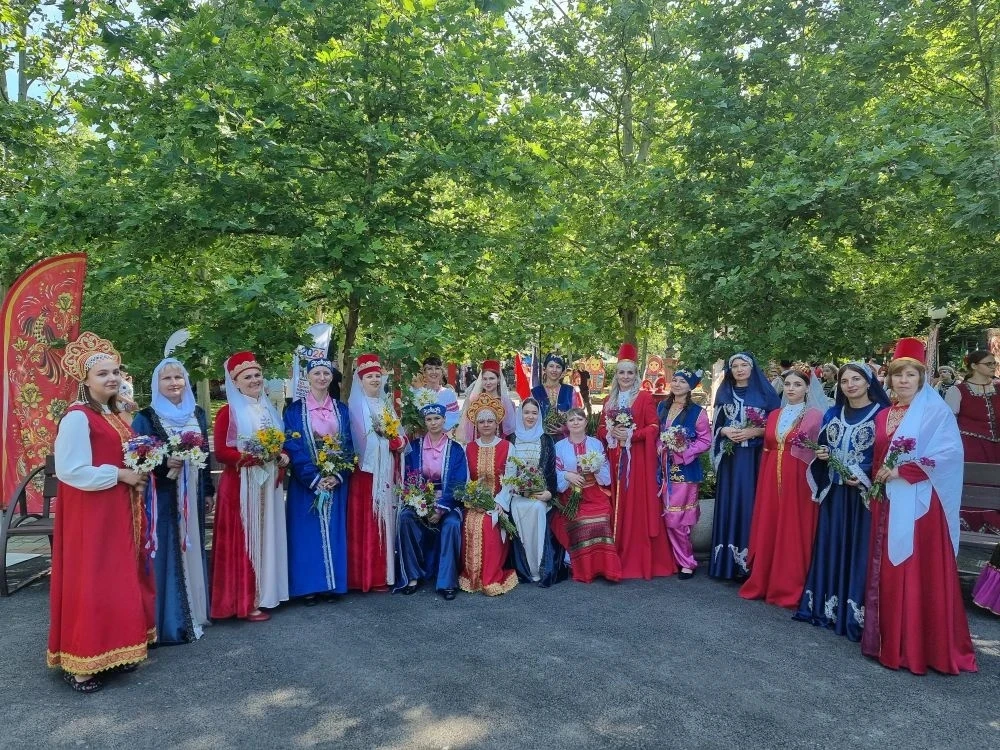 🎉🇷🇺Коллектив Детской школы искусств пгт. Черноморского им. В.А. Сергиенко принял  активное участи