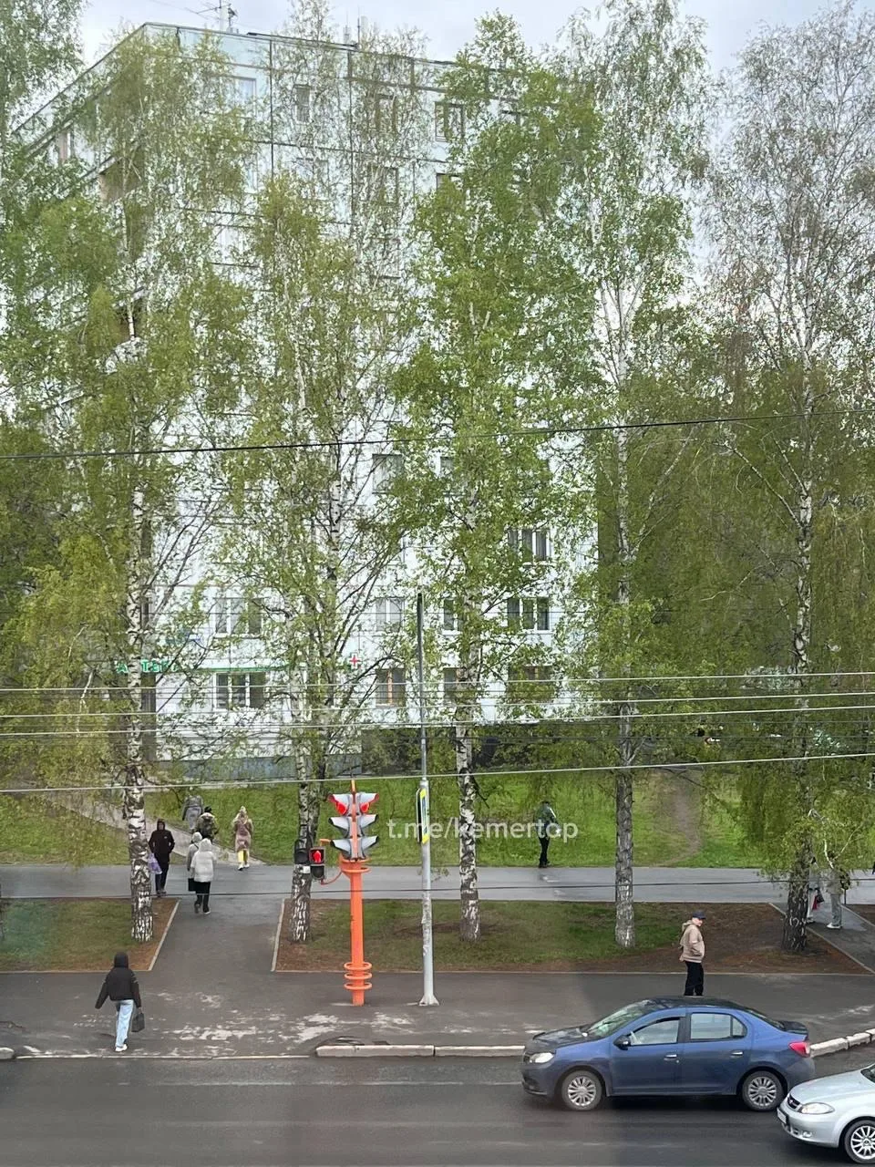 😍Контрасты погоды  В Кемерове на правом берегу зима, а на левом вовсю лето.  А вы за какую погоду?  