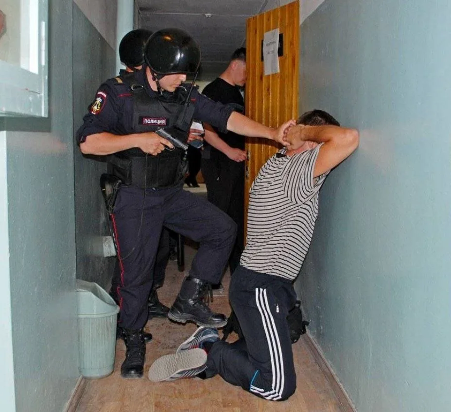 😱Волгодонские врачи помогли задержать опасного преступника

В городской больнице №1 Волгодонска про