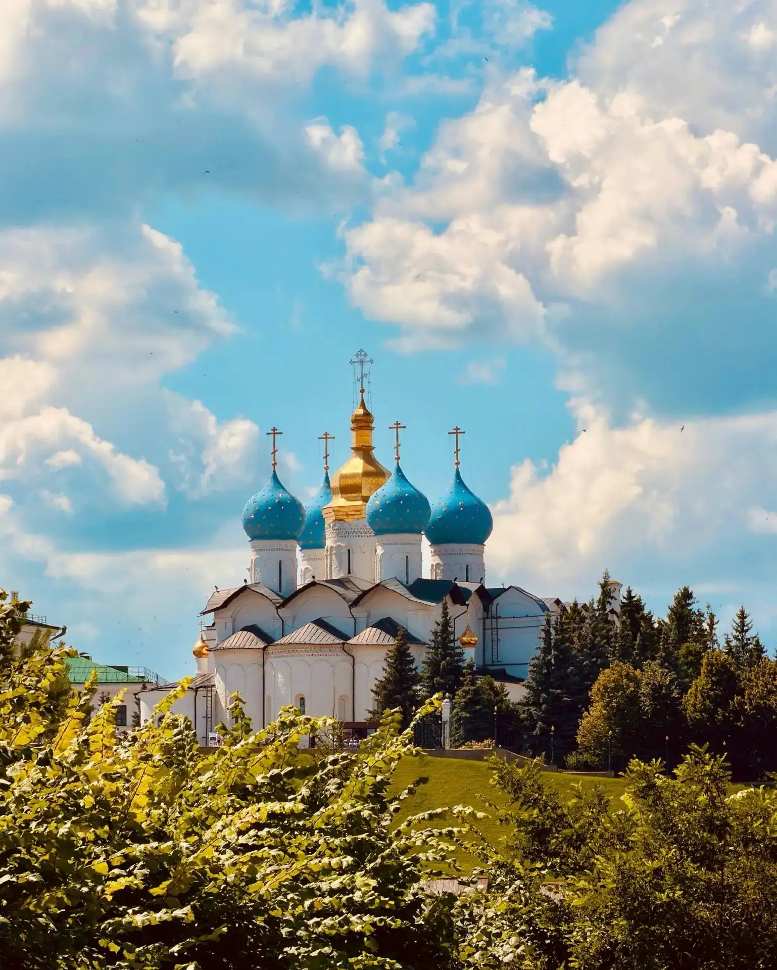 🌿 Дорогие братия и сестры, поздравляем вас с Днём Крещения Руси!

Сегодня Святая Церковь чтит памят