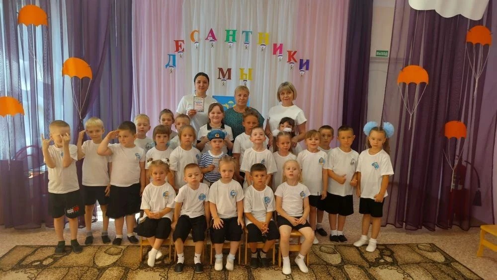 🎉 С Днём ВДВ! 🎉Сегодня у нас прошёл настоящий праздник силы, ловкости и веселья, посвящённый Дню В