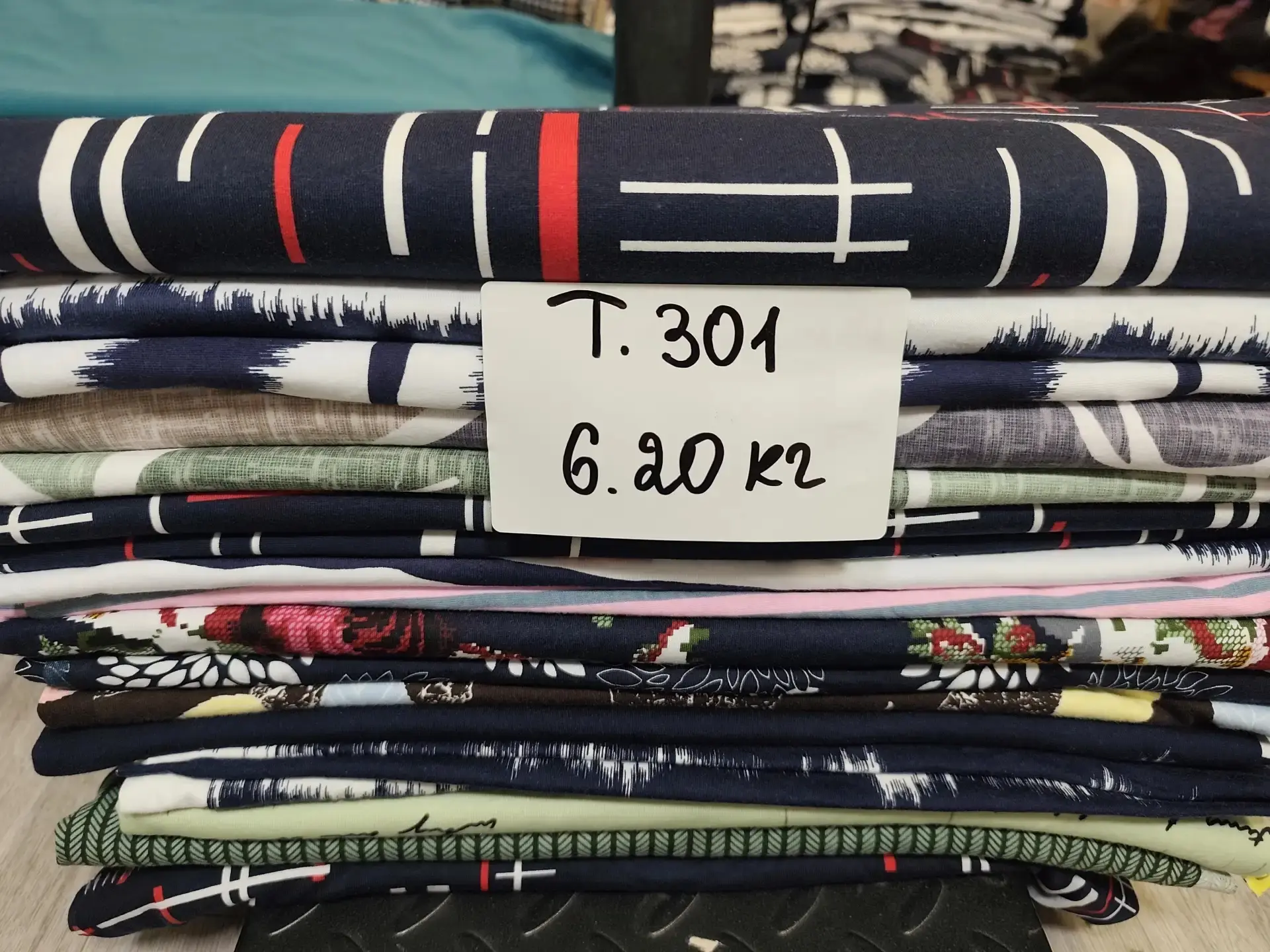 Кулирка с набивкой

Первый сорт

Производства Турция 🇹🇷 

180см 140гр

Отрез от рулон от 1 до 3 ме