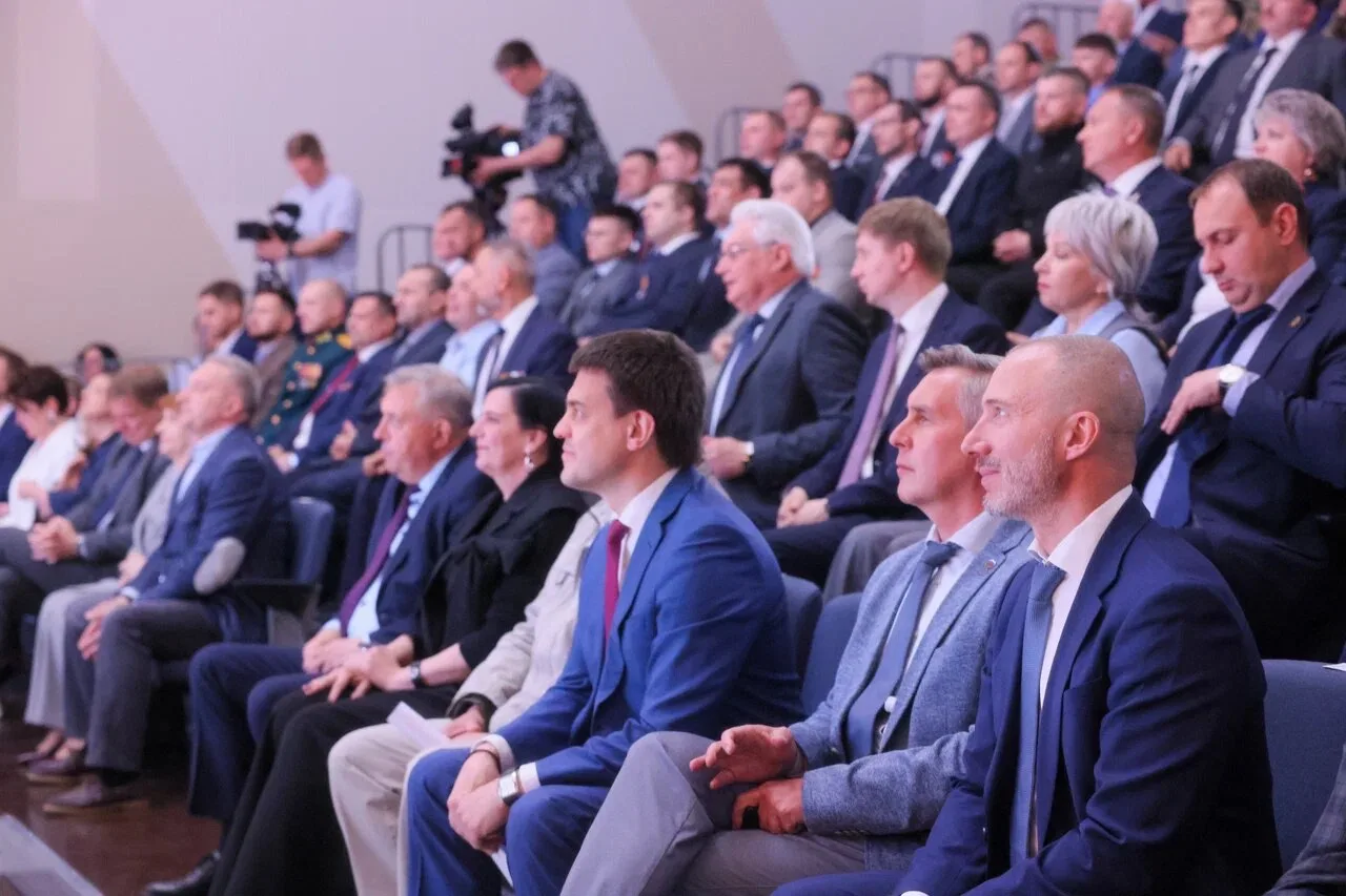 Первый набор кадровой программы «Сибирский характер» успешно завершил обучение. Сегодня вместе с пре