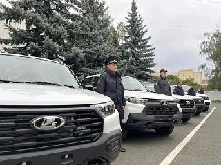 Полиция Мордовии получила 12 машин для скрытого надзора за порядком. Патрульные автомоб...