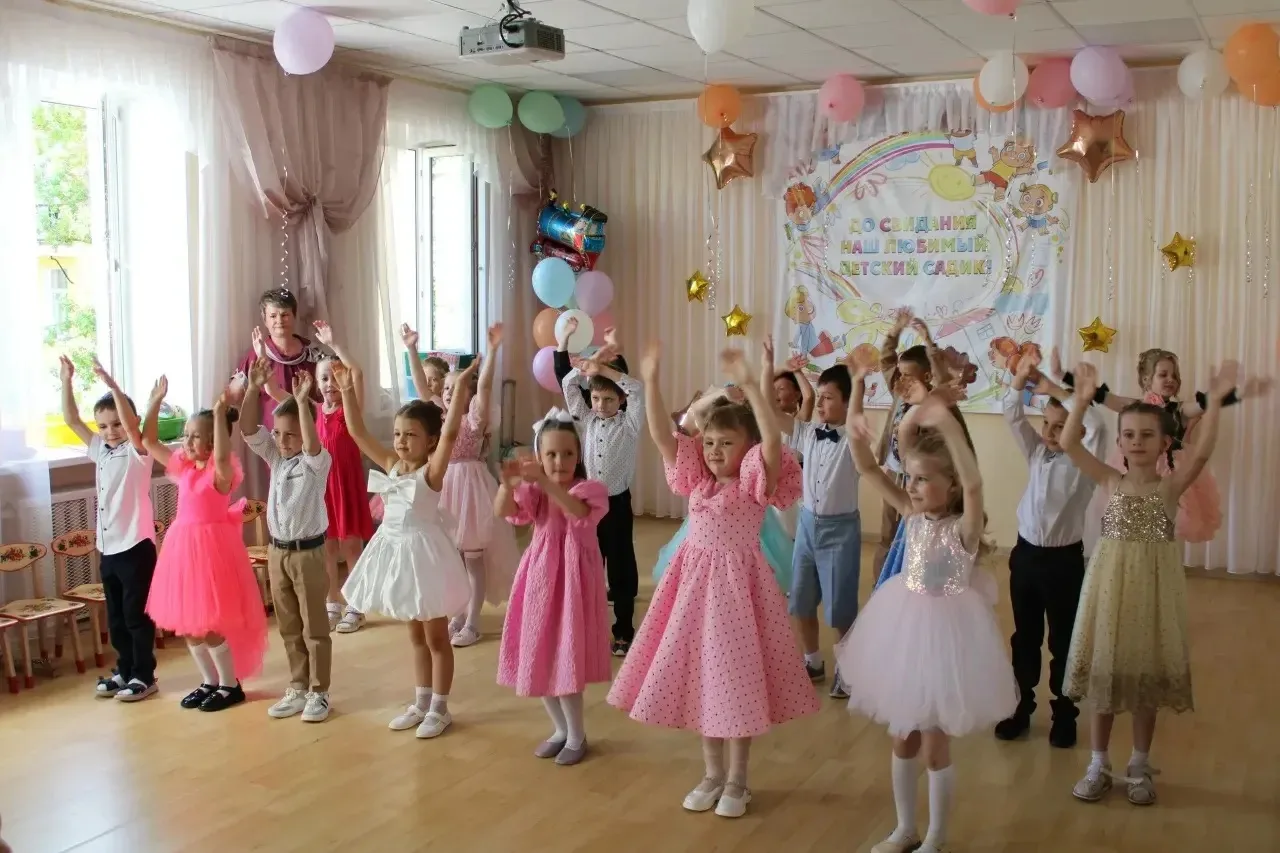 #ЛистаяКалендарь