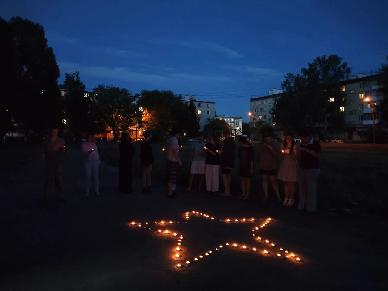 🕊Студенты ГБПОУ "Брянский областной колледж искусств" почтили память павших в годы Великой Отечеств