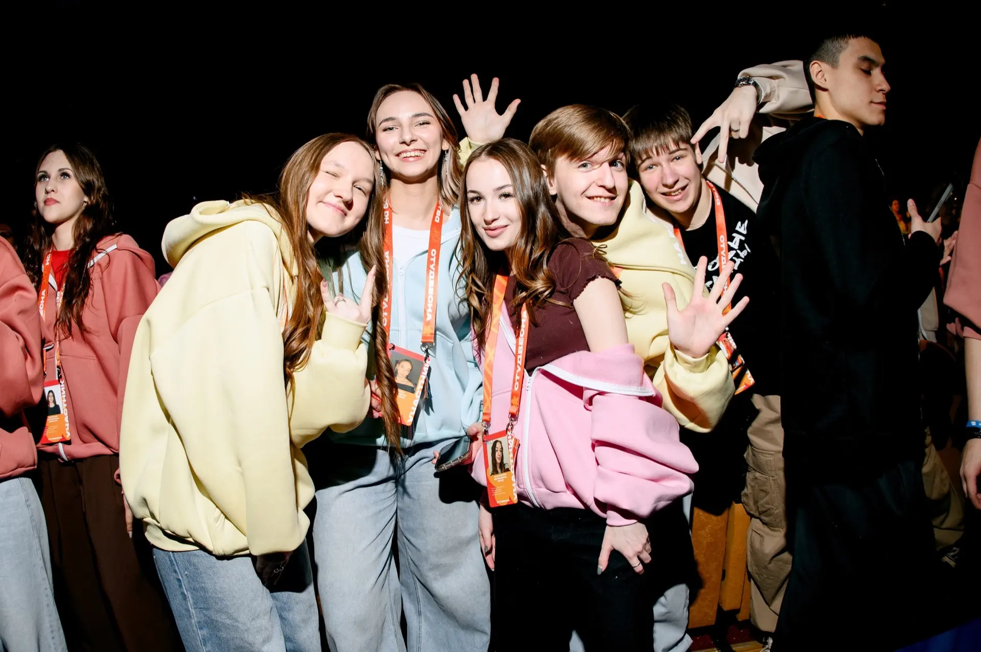 🌸Наши классные ребята сияют на окружном фестивале «Студенческая весна»!  Кстати, одной из площадок о