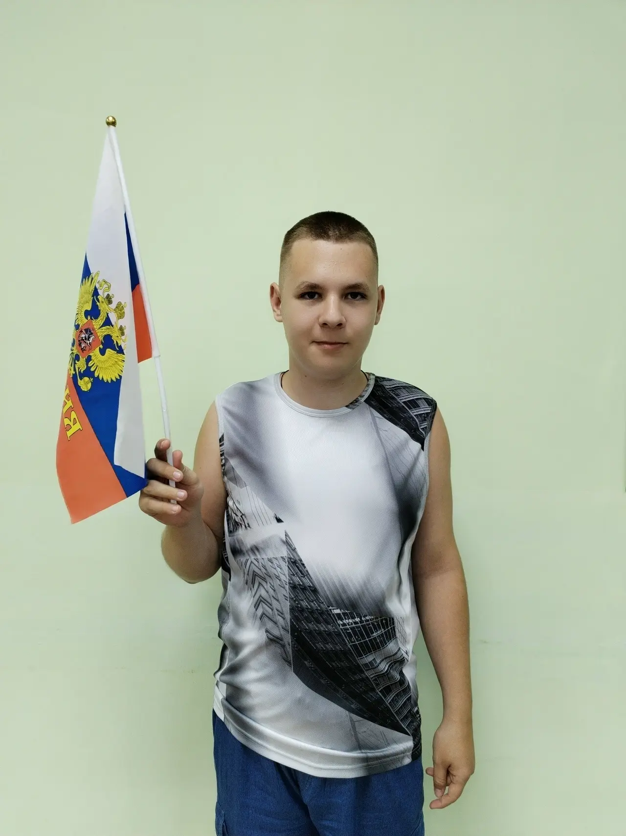 Накануне одного из главных государственных праздников — Дня флага России, который ежего...