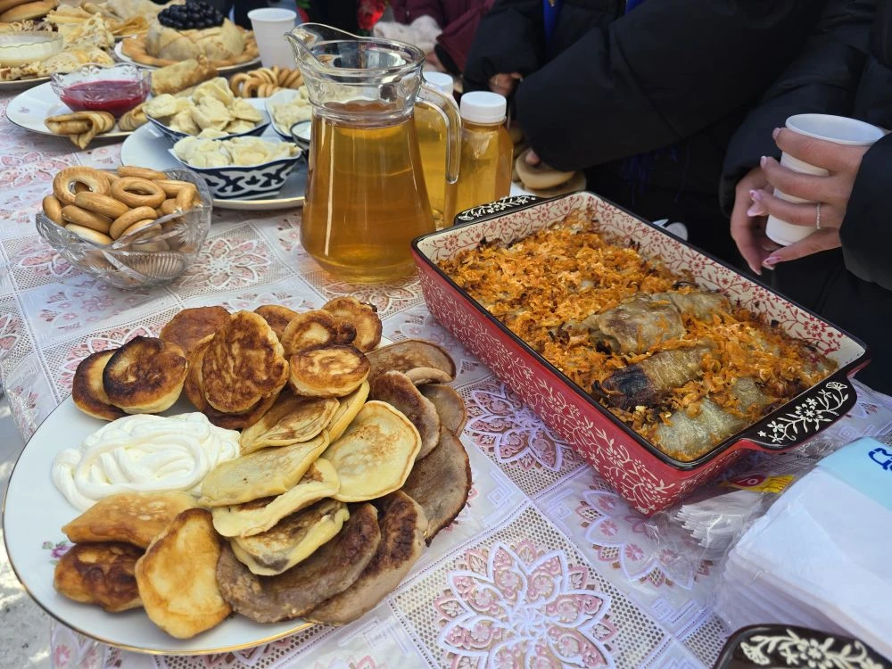 😝 Открывай шире рот, масленица у ворот!   💪 Эй, честной народ, полюбуйтесь на наши блинчики, пироги,
