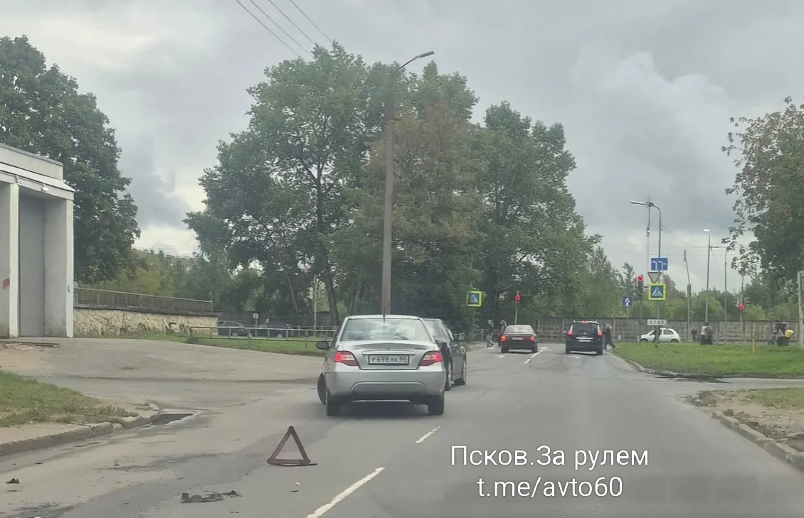 Новые фото утренних ДТП: Западная, Юбилейная, Красноармейская набережная