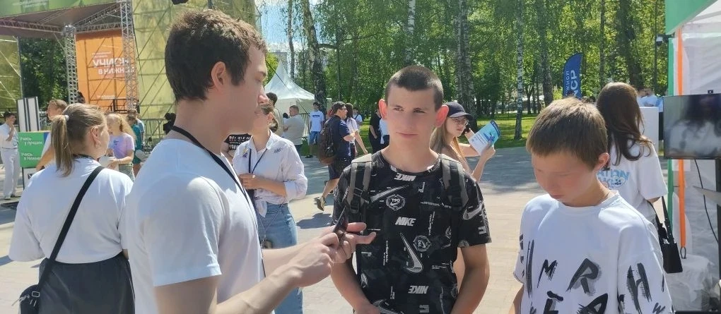 🌈12 июня обучающиеся МАОУ «Тонкинская СШ» и МБОУ «Вязовская ОШ» стали участниками ежегодного регион