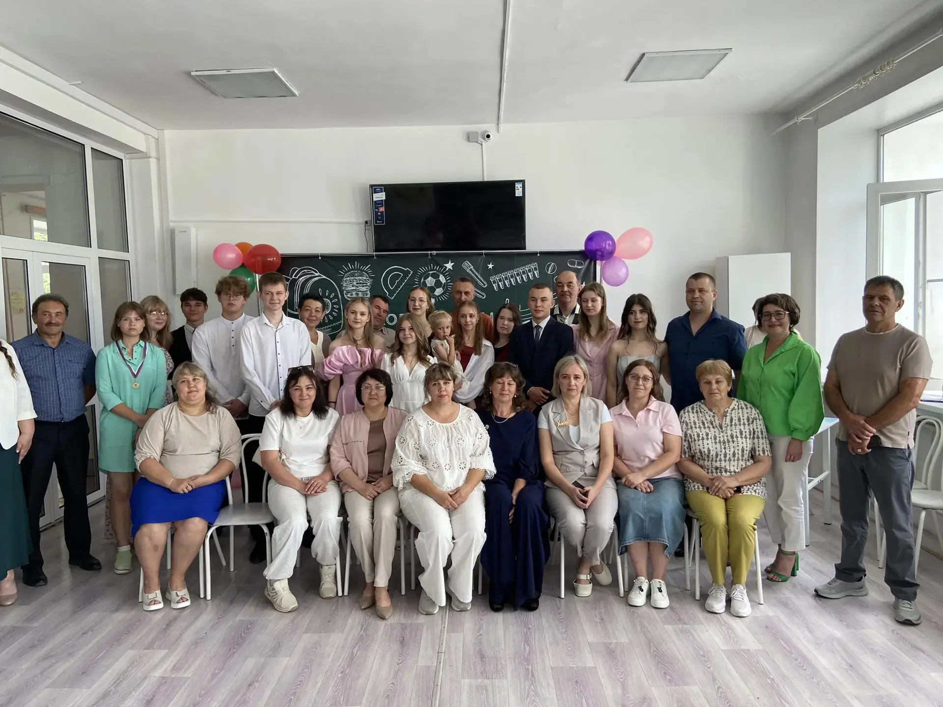 🎉 Торжественное вручение аттестатов — выпуск 2026! 🎉

В нашей школе состоялся один из самых трогат
