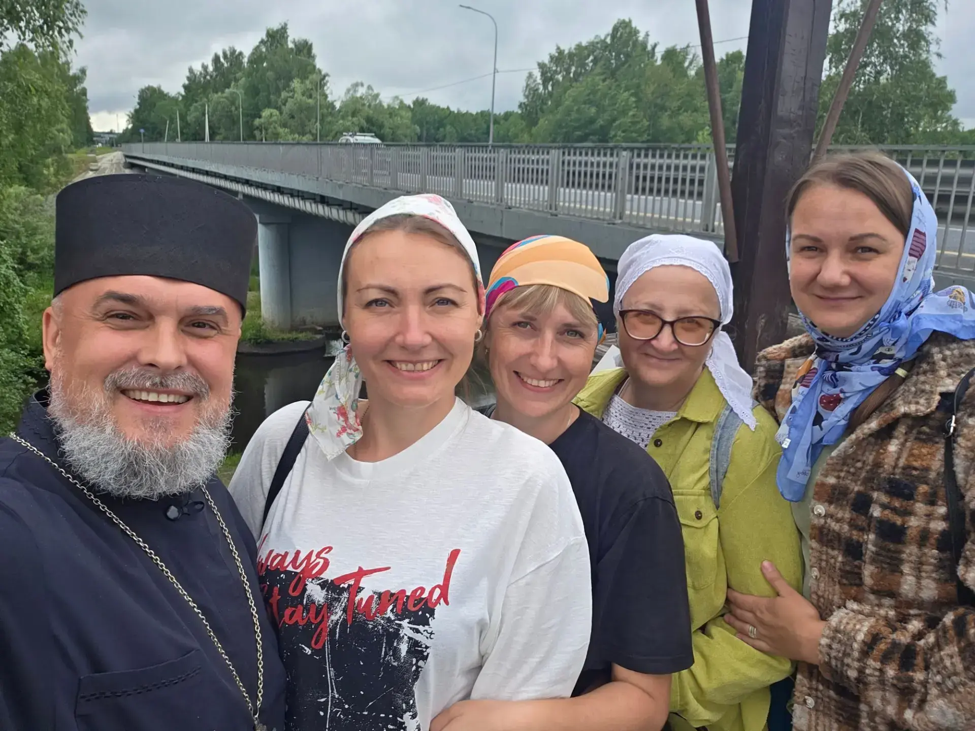 Сегодня, 19 июня, ко мне в Быдреевский Крестовоздвиженский монастырь приезжали дорогие ...