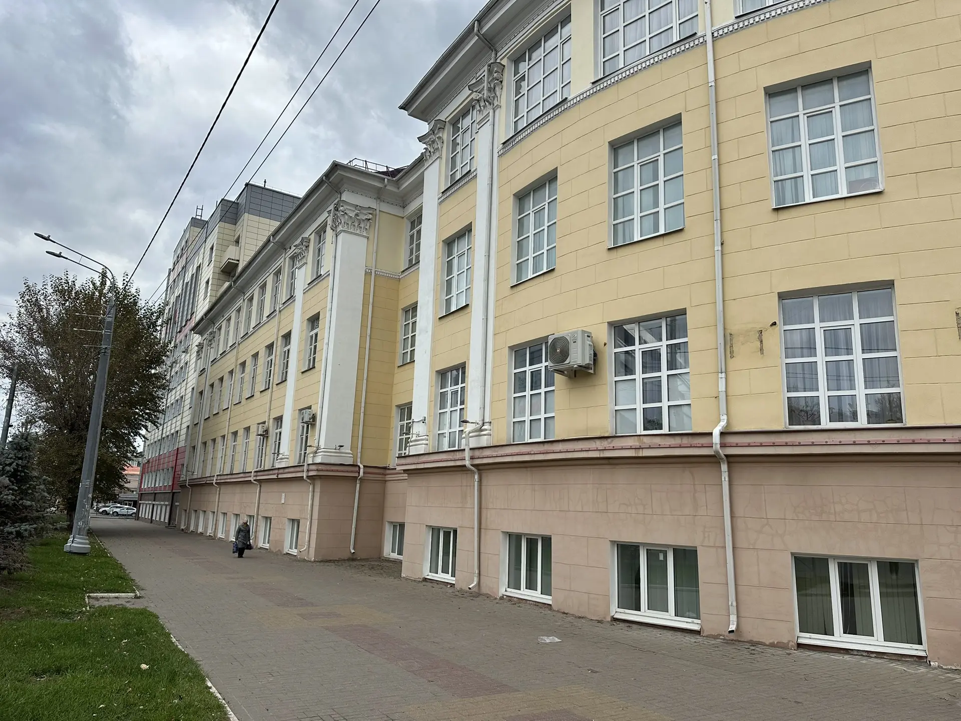 Не ищите привычные тропинки — замечайте тайные дорожки света и вдохновения.
