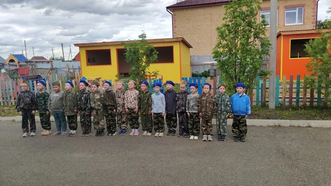 🚩Наши  ребята приняли участие в военно-спортивной игре «Зарничка»!