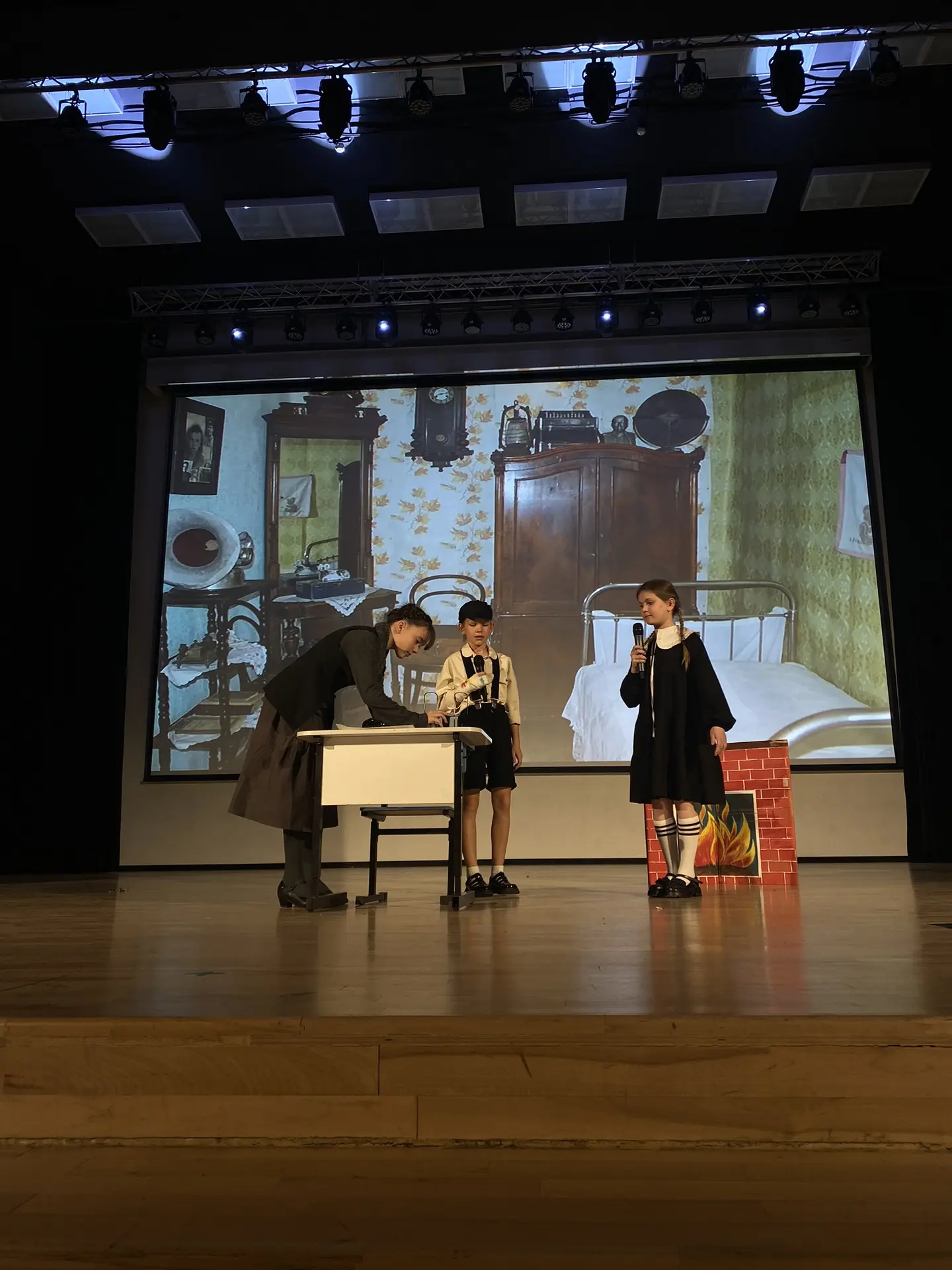 Фестиваль «Под знаком юбилея»: гала-концерт лучших постановок  🎭 Это по-настоящему творческая и ярка