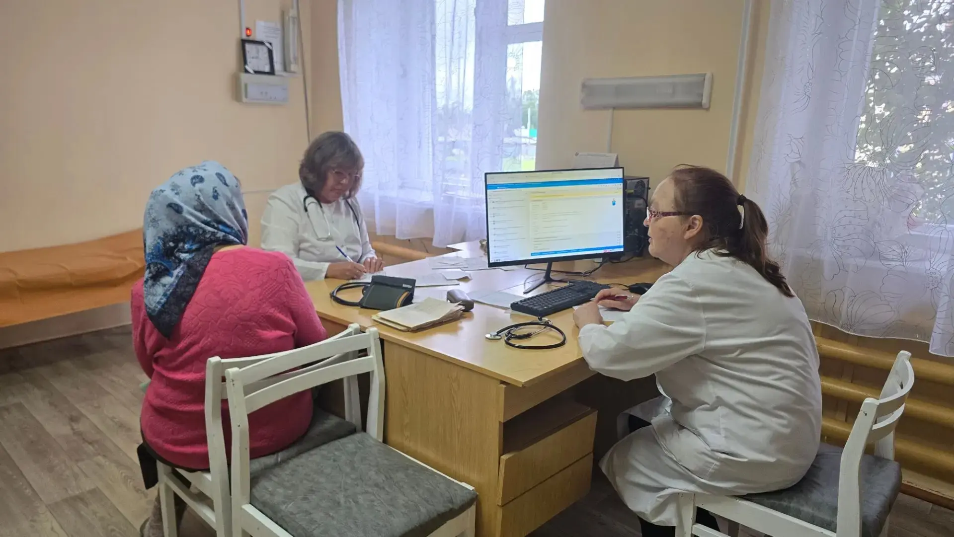 🏥Очередной «День здоровья» с большим успехом прошел в селе Верх-Ушнур. Местные жители ...