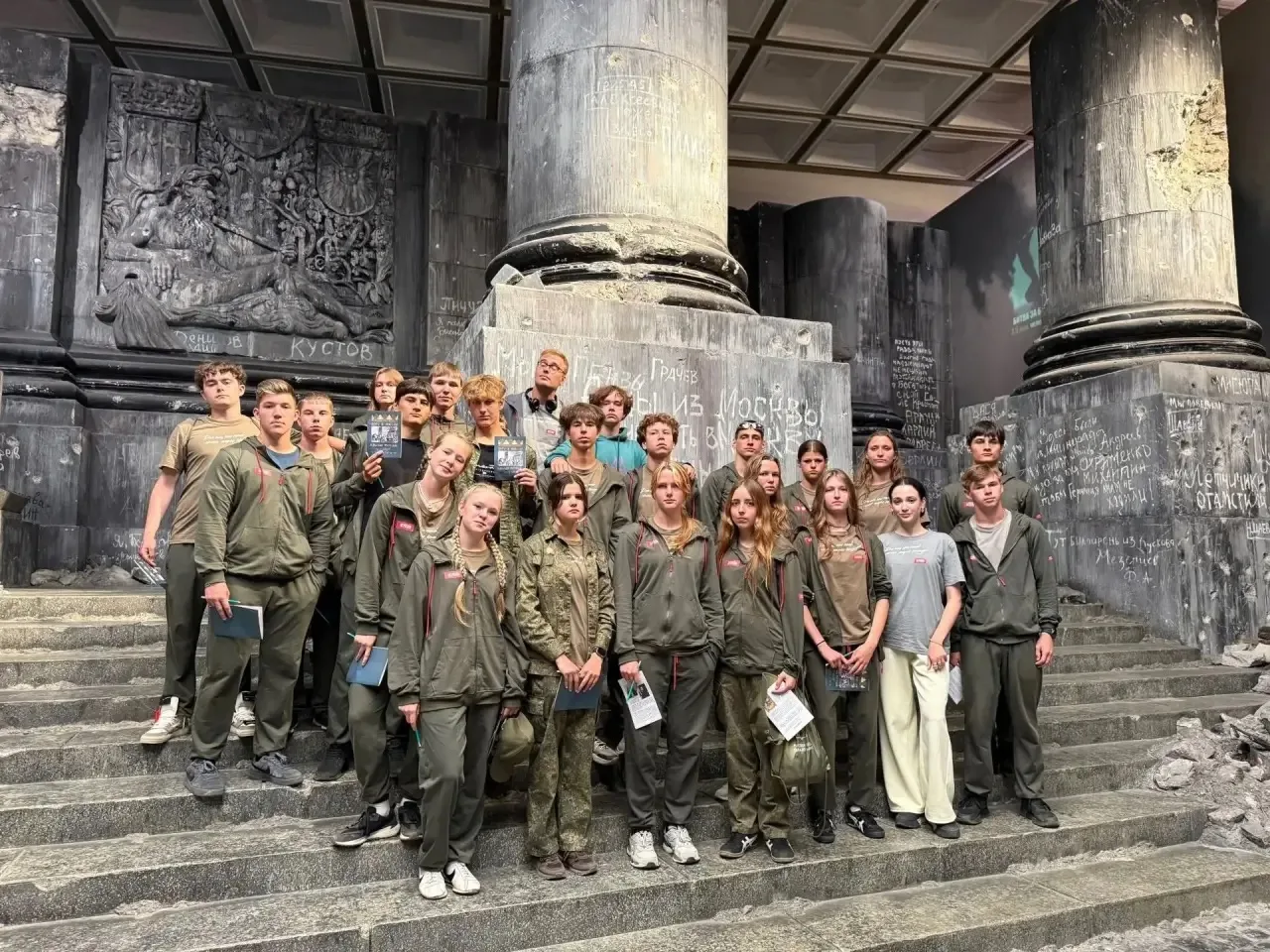 ОТДЫХ? КОНЕЧНО АКТИВНЫЙ! 🏕️

Этим летом продолжается любимая ребятами программа летних палаточных л